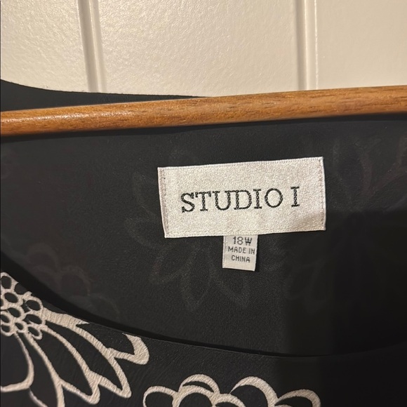 Black Floral Dress by studio one 18W - Picture 2 of 4